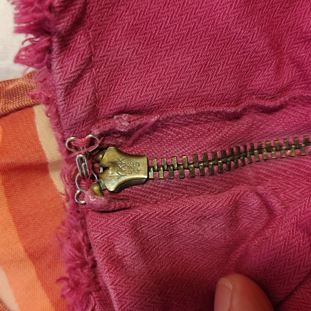 Size Medium Juicy Couture Jeans Burgundy Ruffled Mini Skirt - Picture 4 of 7